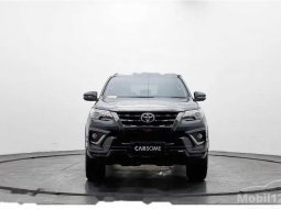 Jual Toyota Fortuner VRZ 2019 harga murah di Jawa Barat 8