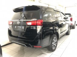 Toyota Kijang Innova V Luxury 2021 Hitam