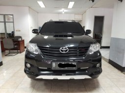Toyota Fortuner 2.4 TRD VNT AT 2014 Istimewa