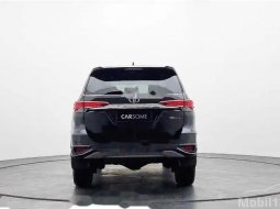 DKI Jakarta, Toyota Fortuner TRD 2019 kondisi terawat 10