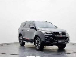 DKI Jakarta, Toyota Fortuner TRD 2019 kondisi terawat 8
