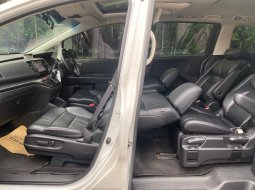 Honda Odyssey E Prestige 2015 Putih 10