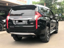 Mitsubishi Pajero Sport Dakar 2017 Hitam 5