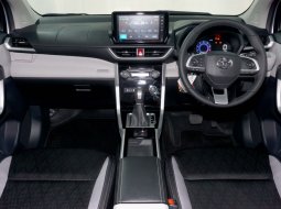 Toyota Veloz 1.5 Q AT 2021 Silver 14