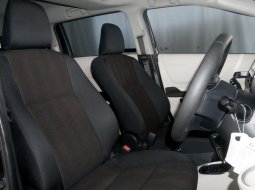 Toyota Sienta V CVT 2017 6