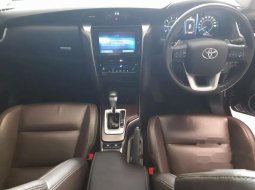 Jual mobil bekas murah Toyota Fortuner VRZ 2017 di Jawa Barat 6