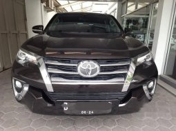 Jual mobil bekas murah Toyota Fortuner VRZ 2017 di Jawa Barat 8