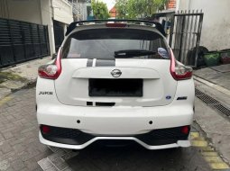 Mobil Nissan Juke 2016 RX Red Interior Revolt terbaik di Jawa Timur 7