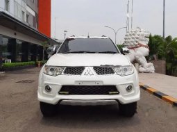 DKI Jakarta, Mitsubishi Pajero Sport Dakar 2013 kondisi terawat 19