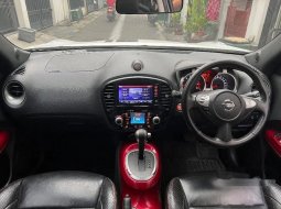 Mobil Nissan Juke 2016 RX Red Interior Revolt terbaik di Jawa Timur 5