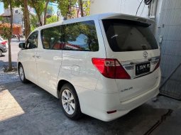 Jawa Timur, jual mobil Toyota Alphard Q 2012 dengan harga terjangkau 1