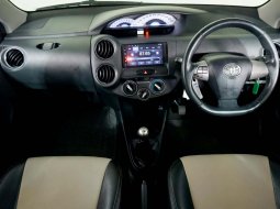 Toyota Etios Valco G MT 2013 5