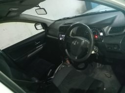 Toyota Avanza Veloz 2017 Putih 4