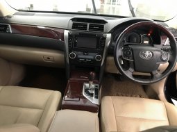 Toyota Camry 2.5 V AT 2013 7