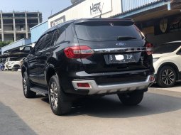 Ford Everest Titanium Plus 2015 Hitam 5