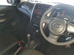 Daihatsu All New Ayla 1.2L X MT 2022 Oranye 6