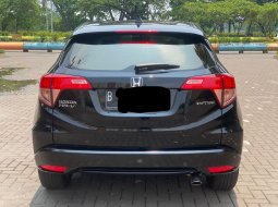 HRV E CVT HITAM 2017/2018 4