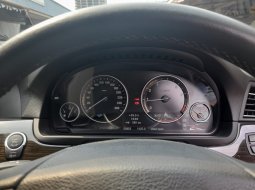 BMW 5 Series 528i 2013 Sedan 8