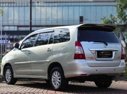 Banten, jual mobil Toyota Kijang Innova V Luxury 2011 dengan harga terjangkau 11