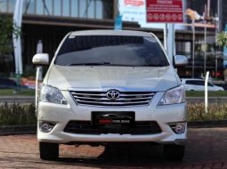 Banten, jual mobil Toyota Kijang Innova V Luxury 2011 dengan harga terjangkau 8