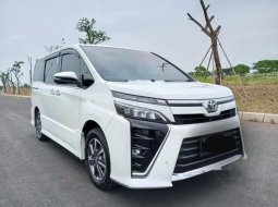 Banten, jual mobil Toyota Voxy 2019 dengan harga terjangkau 14