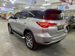 DKI Jakarta, Toyota Fortuner VRZ 2017 kondisi terawat 20