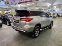 DKI Jakarta, Toyota Fortuner VRZ 2017 kondisi terawat 11