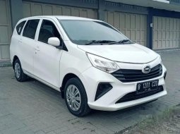 Jual cepat Daihatsu Sigra M 2020 di Jawa Barat 9