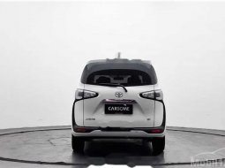 Mobil Toyota Sienta 2017 V dijual, Jawa Barat 12