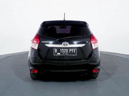 Toyota Yaris G 2