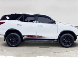 Dijual mobil bekas Toyota Fortuner TRD, Banten  3