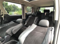 Toyota Vellfire 2.4 Z Golden Eye 2013 Putih 8