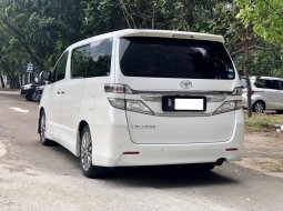 VELLFIRE Z GOLDEN EYE AT 2013 PUTIH 6