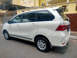 Daihatsu Xenia 1.3 R Deluxe MT 2019 Putih km 20 ribu 4