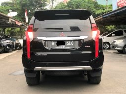 Mitsubishi Pajero Sport Dakar AT 2017 Hitam 6