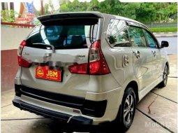 Jual cepat Daihatsu Xenia R SPORTY 2015 di Jawa Barat 3
