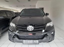 Mobil Toyota Fortuner 2018 TRD dijual, Banten 12