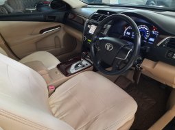 Promo Dp Minim Toyota Camry G 2.5 2013 8