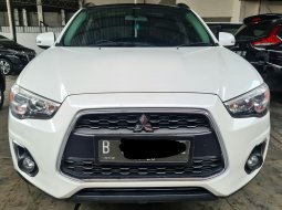 Km Low 52rban Mitsubishi Outlander PX 2.0 AT ( Matic ) 2015 / 2016 Putih An PT Siap Pakai 1