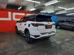 Jual cepat Toyota Fortuner VRZ 2018 di Banten 4