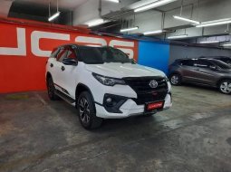 Jual cepat Toyota Fortuner VRZ 2018 di Banten 7