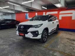 Jual cepat Toyota Fortuner VRZ 2018 di Banten 6