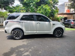 Daihatsu Terios 1.5 R CUSTOM Manual 2017 5