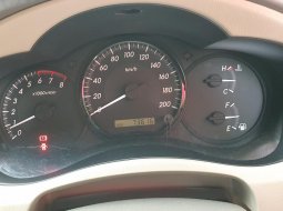 Toyota Kijang Innova G M/T  Bensin 2012 - Istimewa TDP 20 JUTA 12