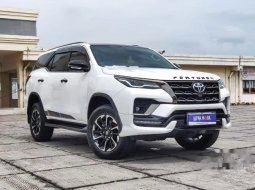 Mobil Toyota Fortuner 2022 VRZ dijual, DKI Jakarta 20