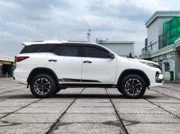 Mobil Toyota Fortuner 2022 VRZ dijual, DKI Jakarta 19