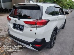 Mobil Toyota Rush 2022 S terbaik di Jawa Timur 3