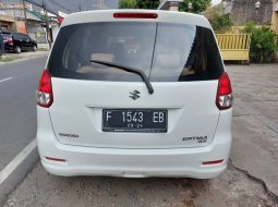 Suzuki Ertiga GL MT 2014 Putih MPV 10