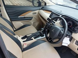 Mitsubishi Xpander ULTIMATE 2019 Hitam 12
