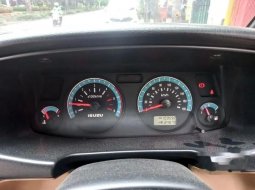 Jawa Timur, jual mobil Isuzu Panther LV 2018 dengan harga terjangkau 6